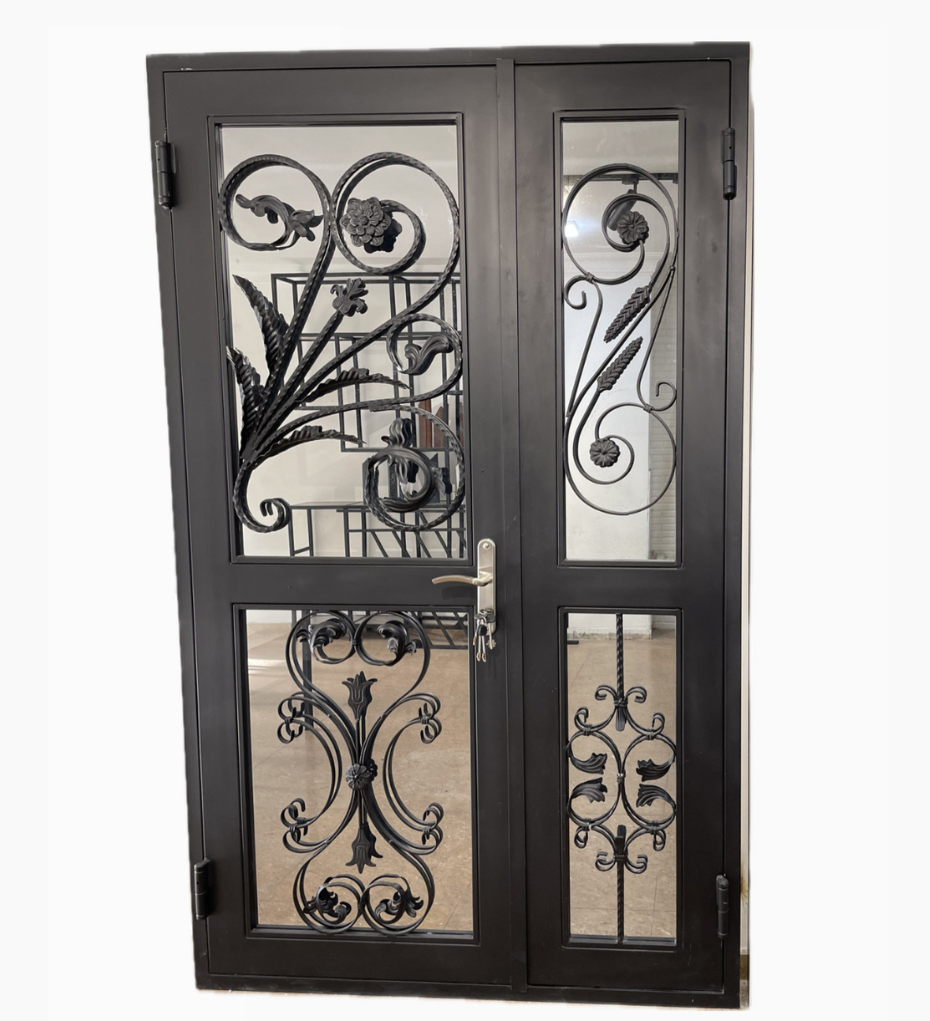 რკინის კარი სარკის დეტალებით